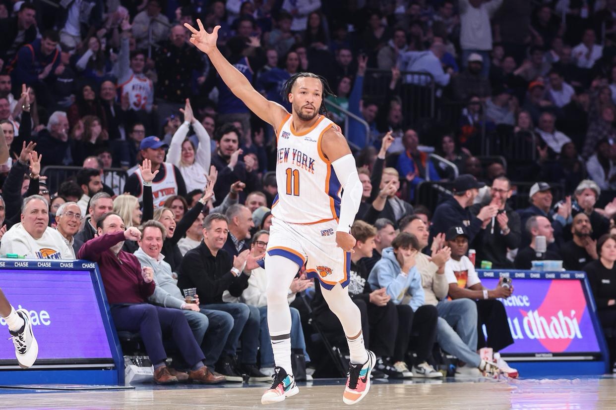 尼克斯击败老鹰队员表现全面发挥