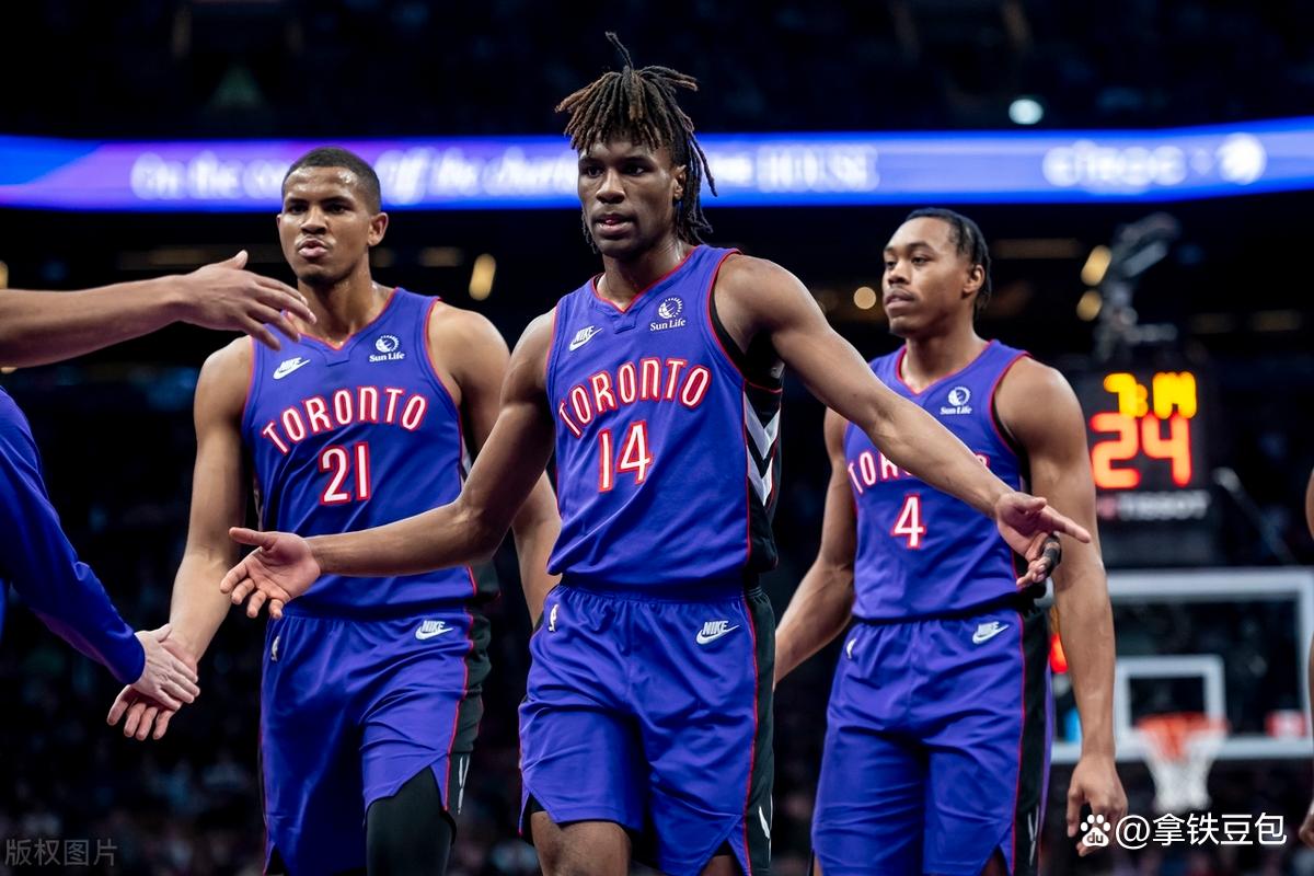 包含爵士，逆转取胜，球队未来可期！的词条