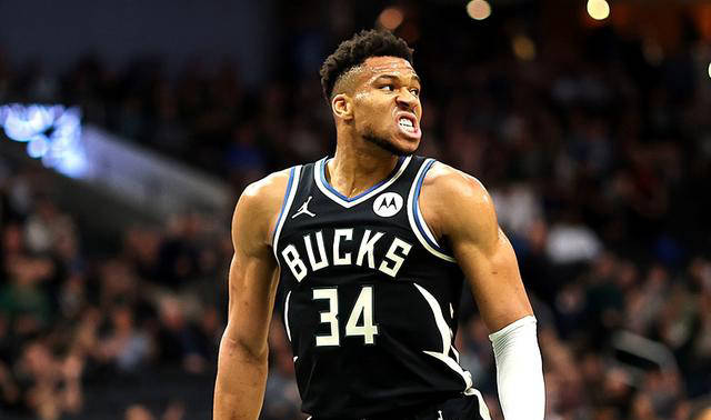 关于字母哥狂砍三连败分,引发争议迎来新赛季高光!的信息